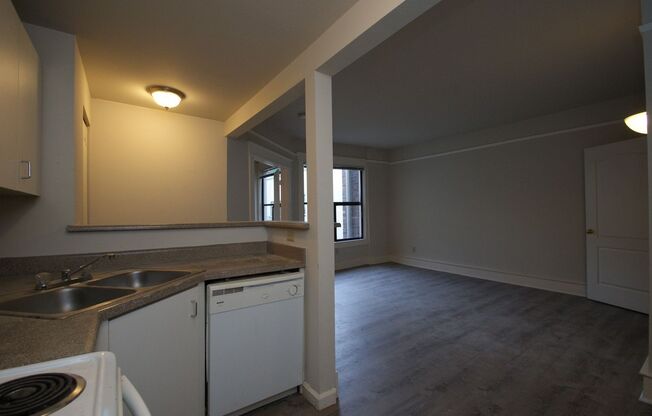 1 bed, 1 bath, 504 sqft, $1,395, Unit 311