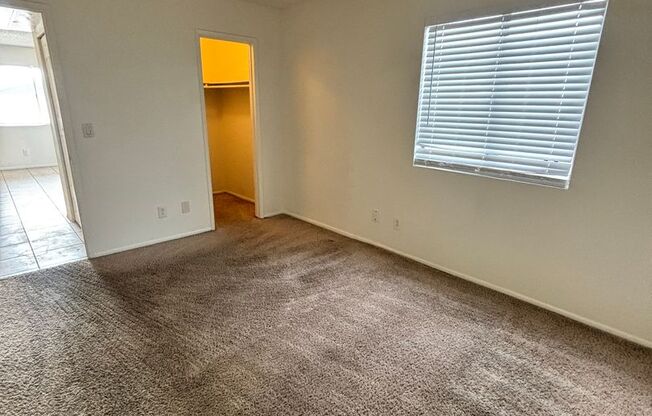 1 bed, 1 bath, 640 sqft, $950, Unit 146