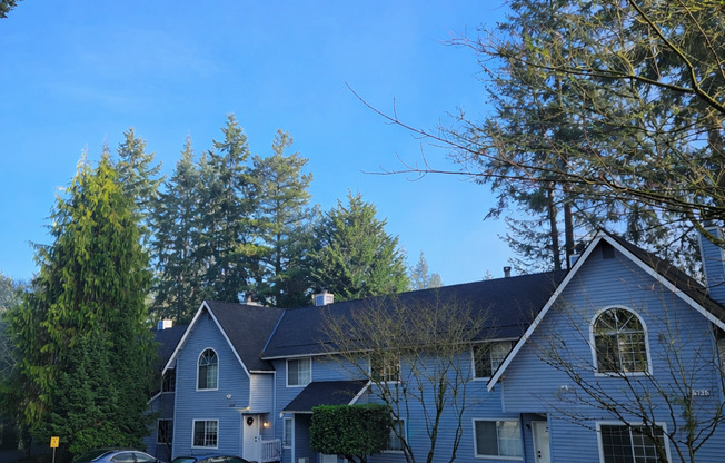 Renovated Townhomes & Apartments in Alderwood Area