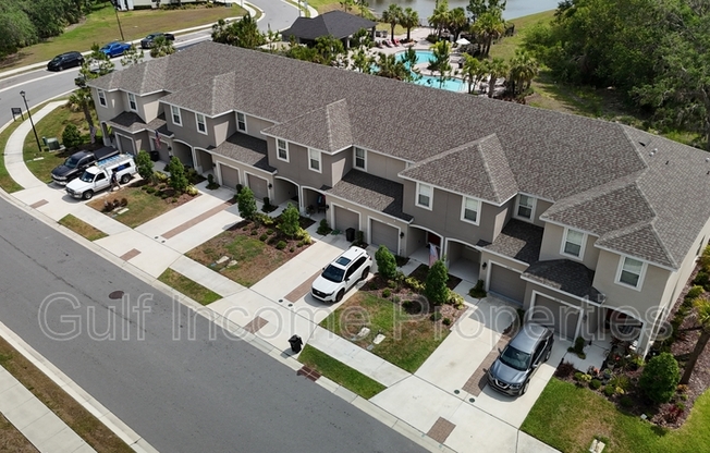10340 OAKSIDE DR
