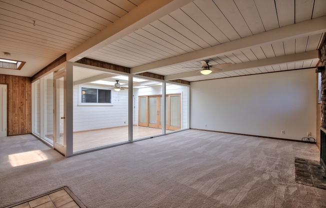 3 bedroom home in Downtown Mountain View - Walk to Castro St., fast commute!