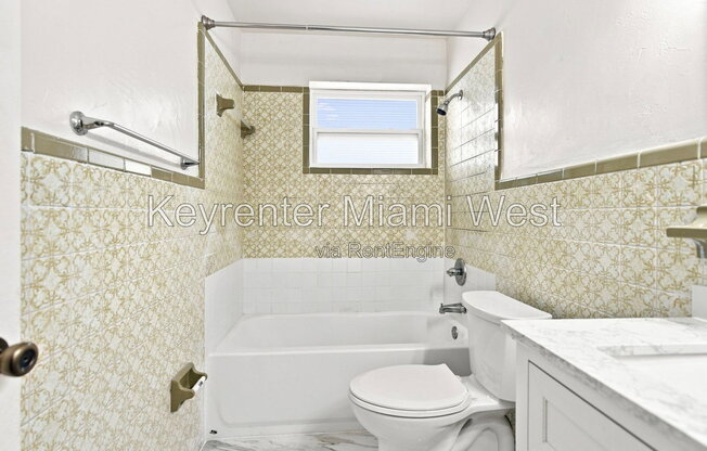 2 beds, 1 bath, 825 sqft, $2,100, Unit 1