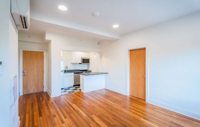 1 bed, 1 bath, 447 sqft, $1,090, Unit Unit 17