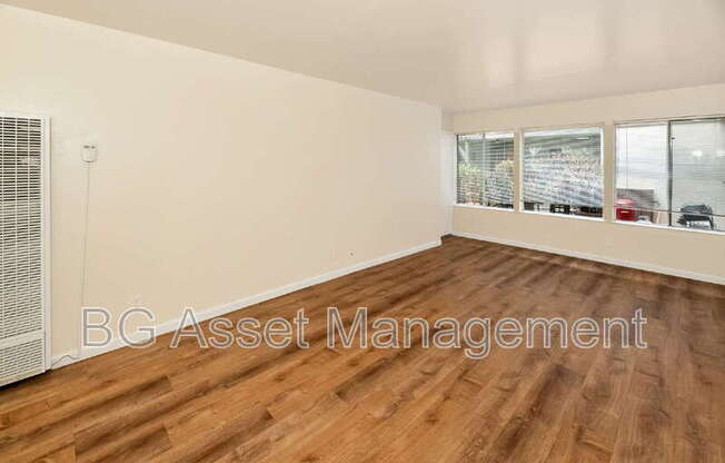 3600 DIMOND AVE