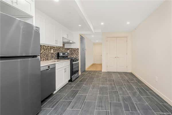 1 bed, 1 bath, 943 sqft, $2,933, Unit 5B