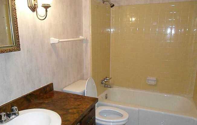 Newly Renovated Stunning House for Rent 4 BR /2.5 BA Hidden Hills Subdivision in Stone Mountain