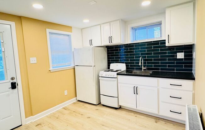 816 Greenwood Circle D&amp;G GROUP LLC