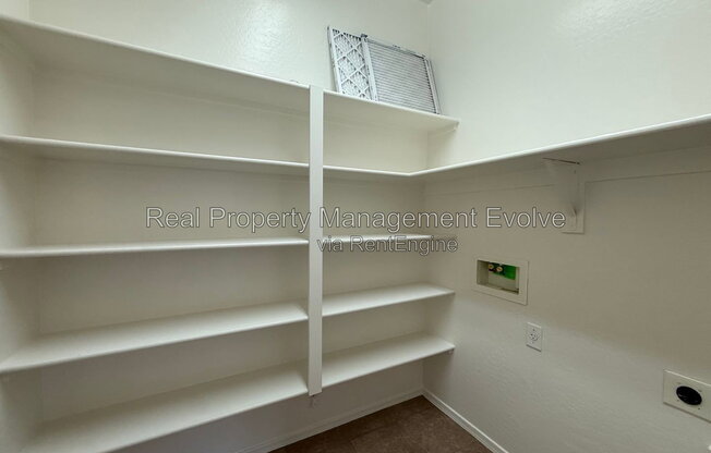 3 beds, 2 baths, 1,914 sqft, $1,975