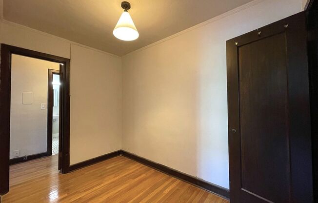 1 bed, 1 bath, 495 sqft, $1,575, Unit 110
