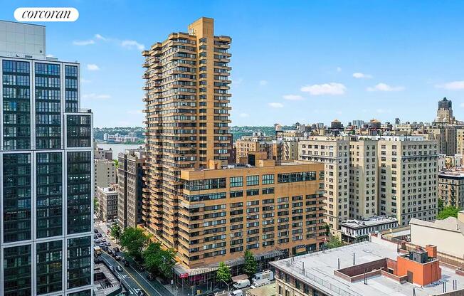 2 beds, 2 baths, 950 sqft, $8,000, Unit 5K