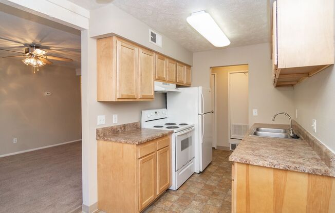 2 beds, 2 baths, 935 sqft, $1,049, Unit 29S-1A