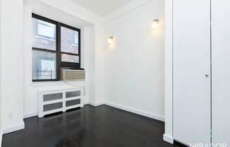 2 beds, 1 bath, $6,250, Unit 11E