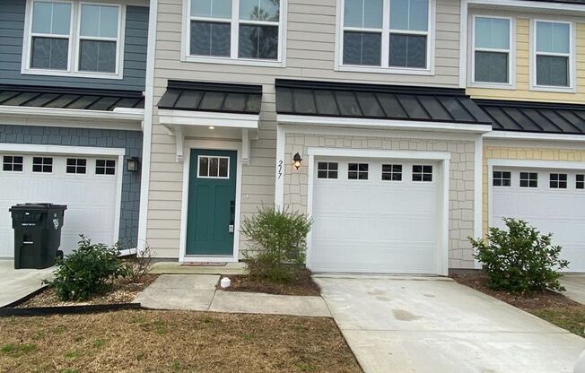 Palmetto Row Townhome with garage!