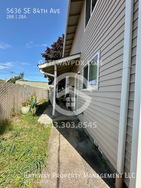 5636 SE 84 AVE