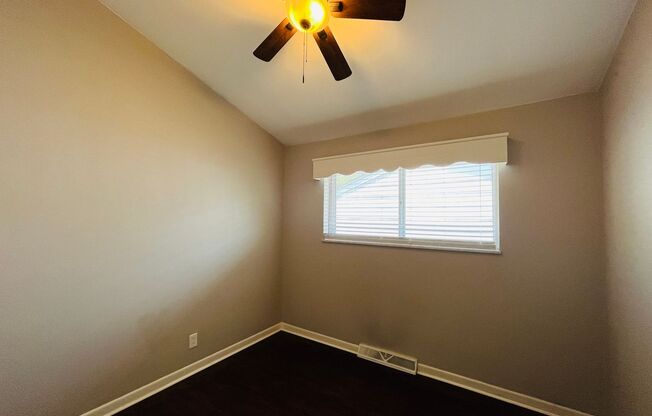 3 beds, 1 bath, $1,395