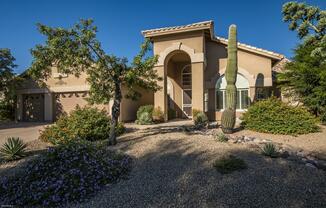 9386 E SOUTHWIND Lane
