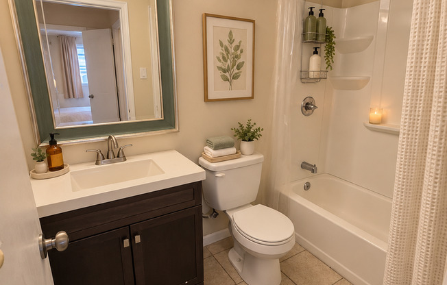2 beds, 1 bath, $1,450, Unit 1st Floor