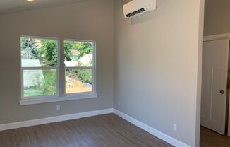 Studio, 1 bath, 360 sqft, $1,550