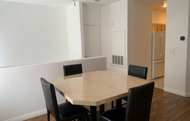 Lovely furnished Green Valley condo in Resort Villas-$500 OFF THE FIRST FULL MONTH'S RENT WITH 12 MONTH LEASE!