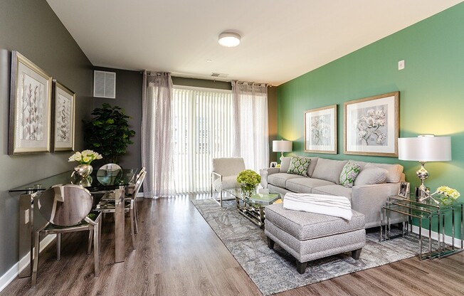 1 bed, 1 bath, $1,936, Unit 3105