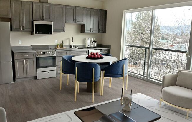 1 bed, 1 bath, 672 sqft, $1,525, Unit 404