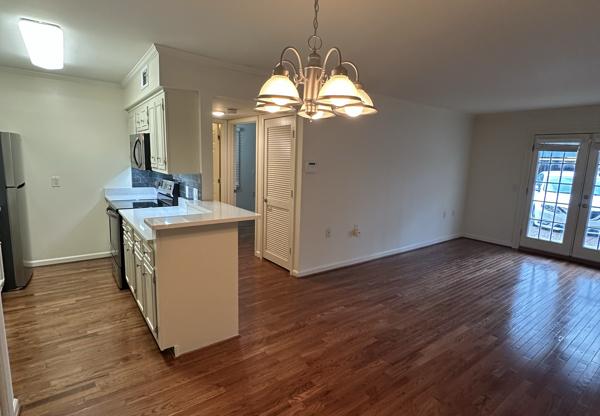2905 BURCH AVE