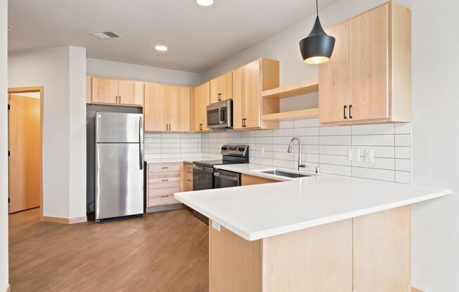 1 bed, 1 bath, 608 sqft, $2,025, Unit 303