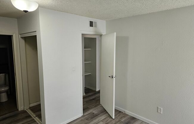 2 beds, 1 bath, $1,795