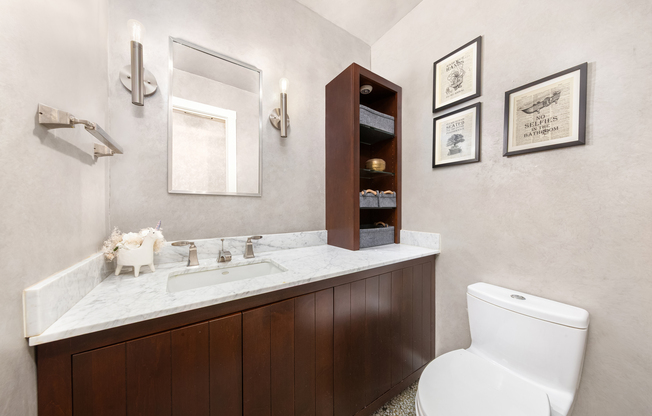 4 beds, 3.5 baths, 2,700 sqft, $25,000, Unit 20LA