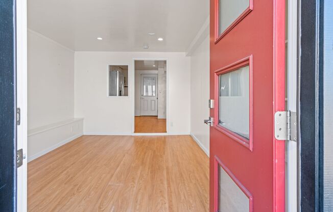 Cute. Chill. Perfect for SF living.