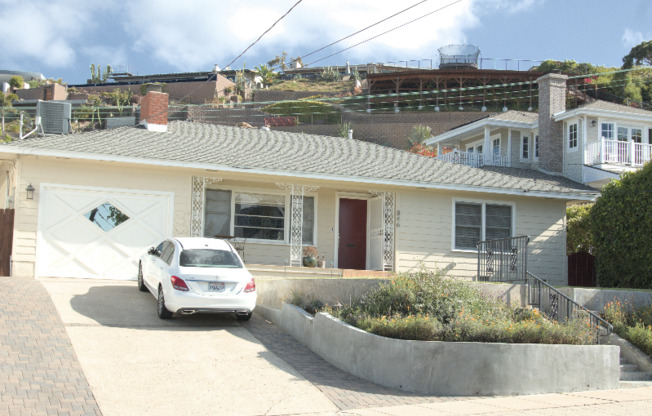 846 FORWARD ST