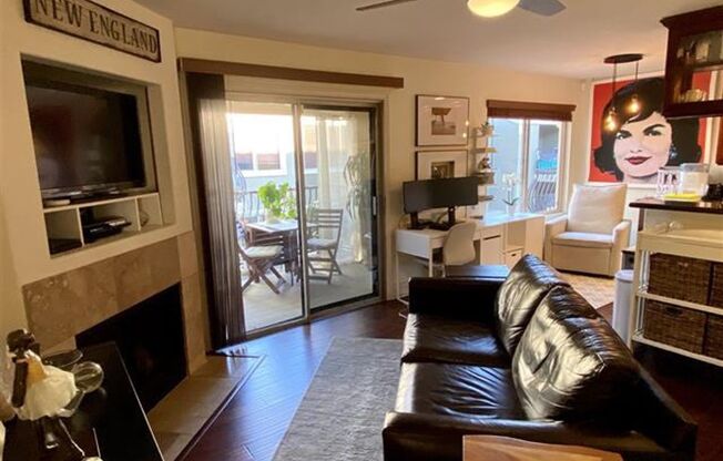 1 bed, 1 bath, $2,400