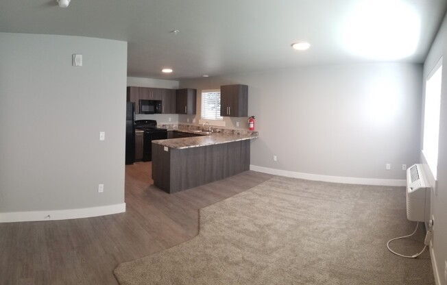 2 beds, 1 bath, 763 sqft, $995, Unit 3202