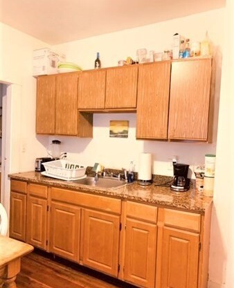 3 beds, 1.5 baths, $3,300, Unit 2