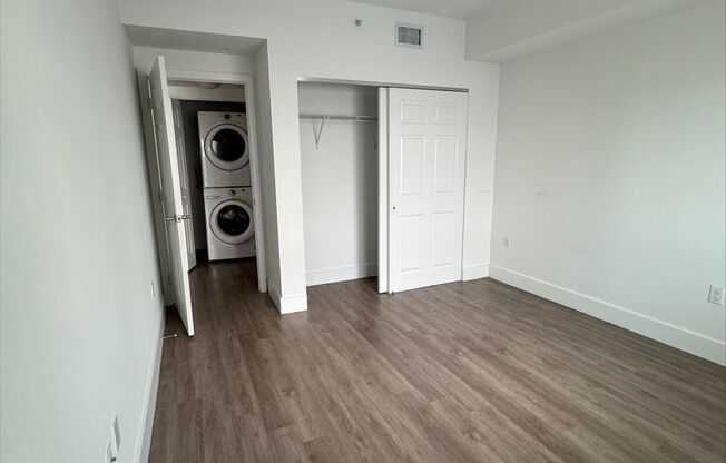 1 bed, 1 bath, 616 sqft, $1,950, Unit Unit 613