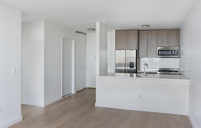 1 bed, 1 bath, 629 sqft, $3,785, Unit 23D