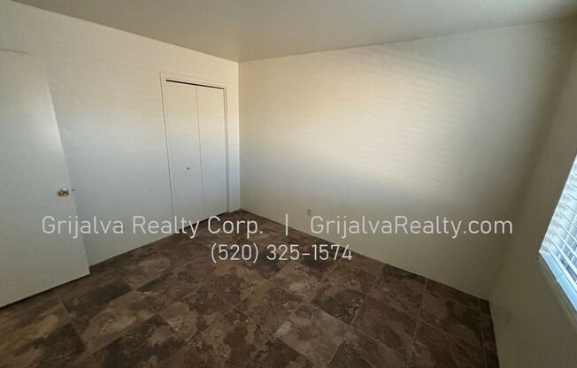 2 beds, 1 bath, 800 sqft, $1,100, Unit 3803