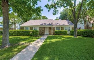 1130 MELISSA LN