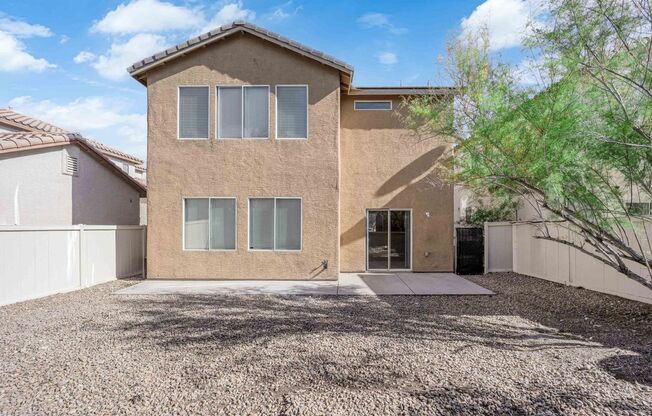 Large 3 bedroom, 2.5 bath house!