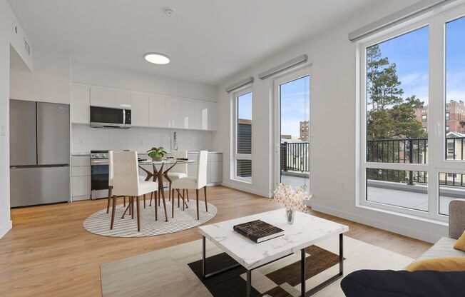 1 bed, 1 bath, 747 sqft, $2,949, Unit APT. 442