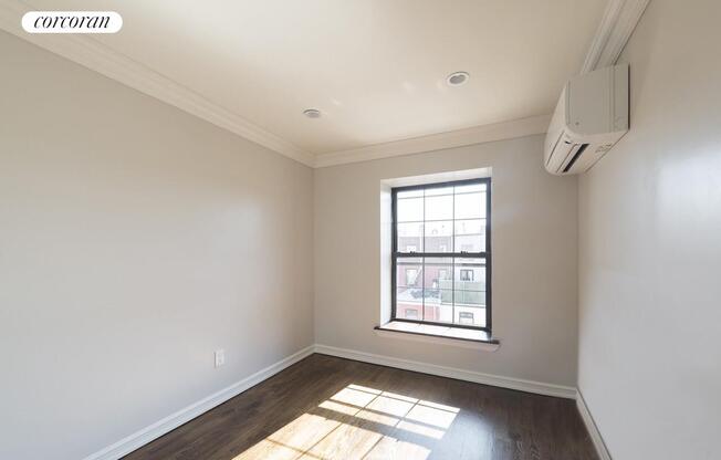 458 JEFFERSON AVE