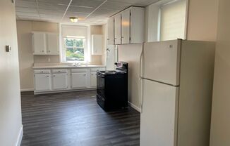 1 bed, 1 bath, $895