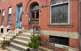 For Rent: Stylish Urban Living at 820 Park Ave– Your City Lifestyle Awaits!