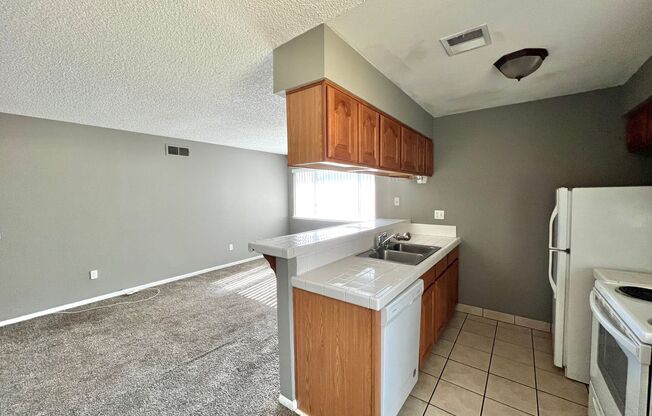 2 beds, 1 bath, $1,795