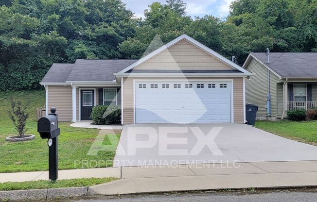 WEST KNOXVILLE!! - Beautiful 2 Bd 2-Ba Single Family home in the Village at Bearden!