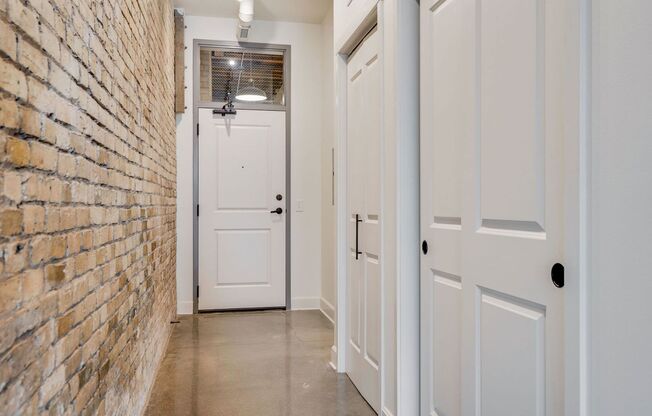 2 beds, 2 baths, 1,178 sqft, $3,125, Unit 204