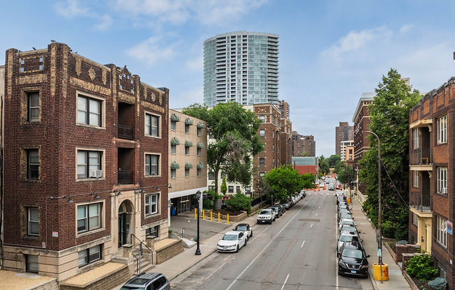 1 bed, 1 bath, 620 sqft, $1,100, Unit 201