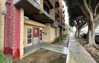 2 bedroom 2 bath in Downtown Long Beach