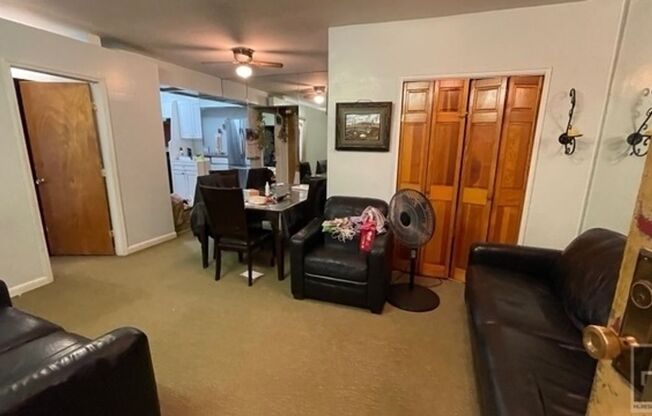 390 RUGBY RD