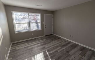 2 beds, 1 bath, $1,225